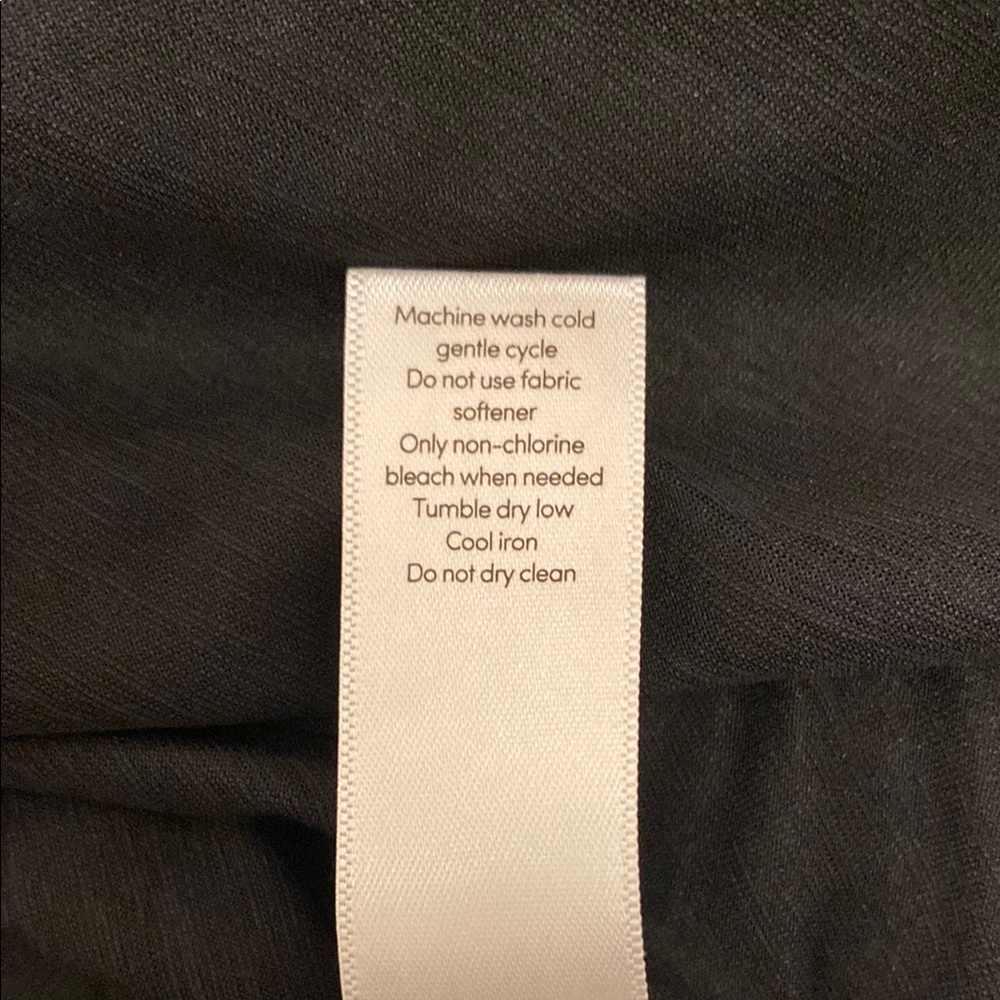Athleta Black Relaxed Fit Short Sleeve Tee - Picture 6 of 6